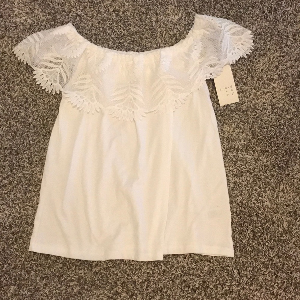 A New Day off shoulder top - Picture 3 of 5